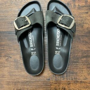 Big buckle birkenstock black size 38